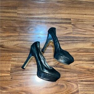 Aldo Black gunmetal metallic Platform pump heels with Sleek Design